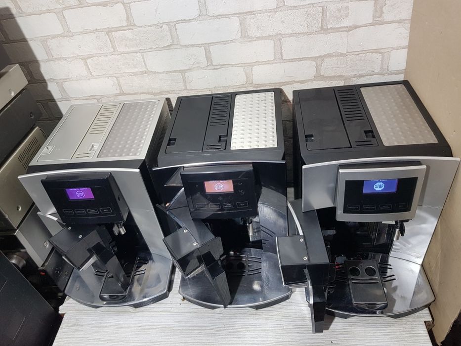 Кавомашина/кофемашина Delonghi Perfecta Cappuccino Graphic Touch б/у