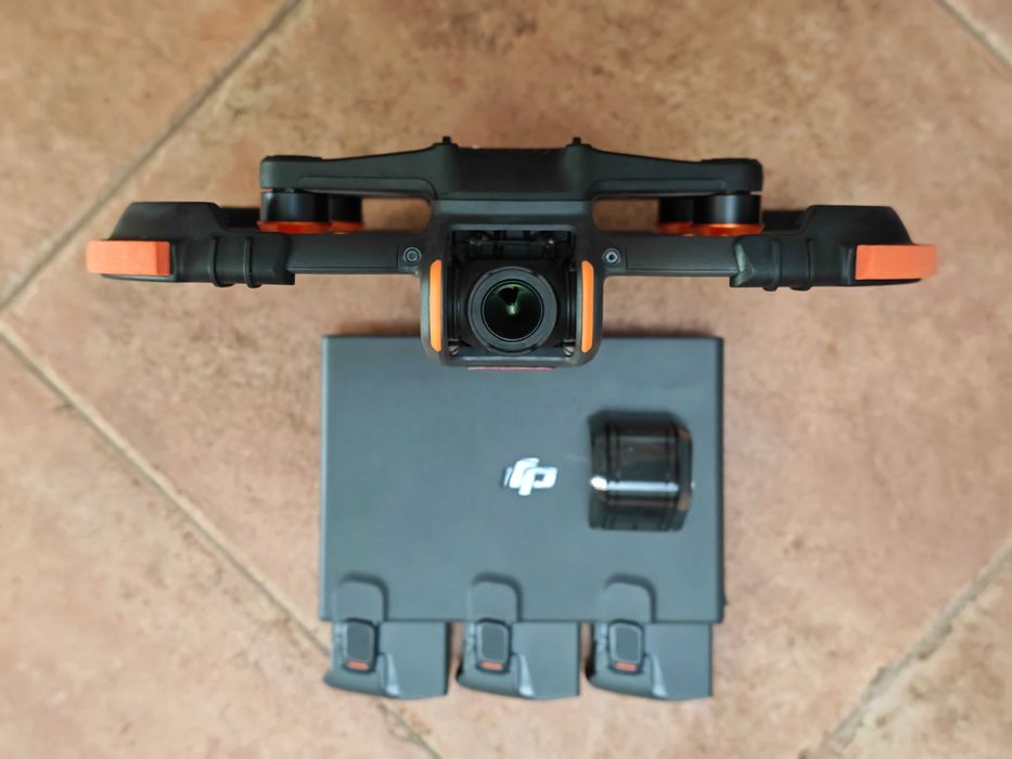DJI AVATA 2 Fly More Combo (sem comando e óculos)
