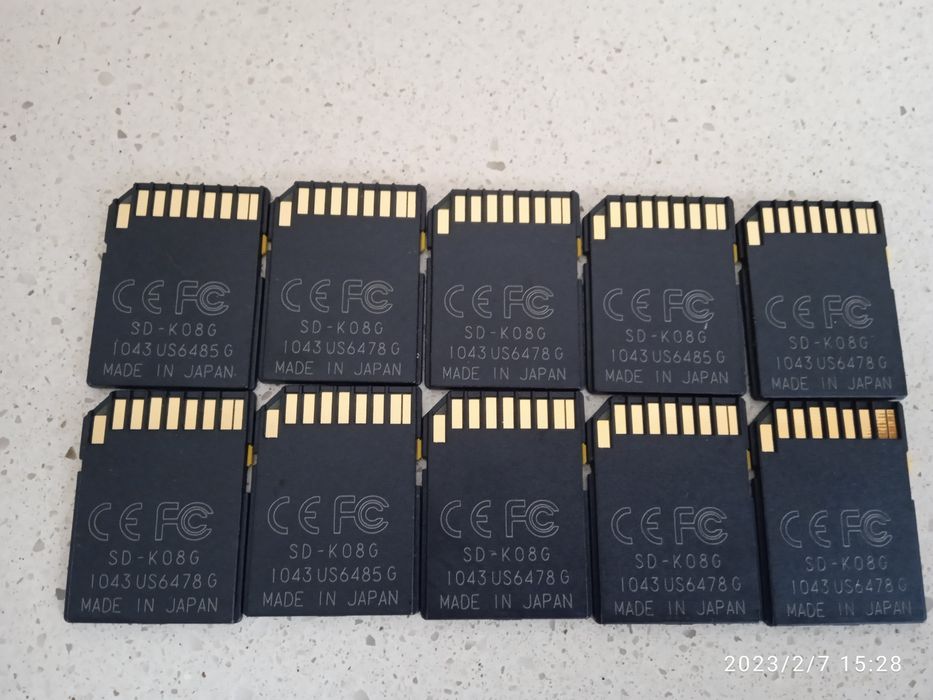 Karta SD 8 GB Toschiba