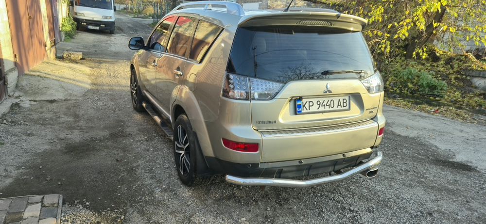 Mitsubishi Outlander XL 3.0