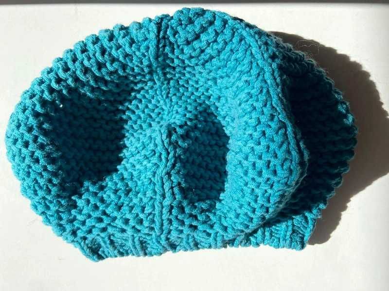 Boina Decénio azul petróleo