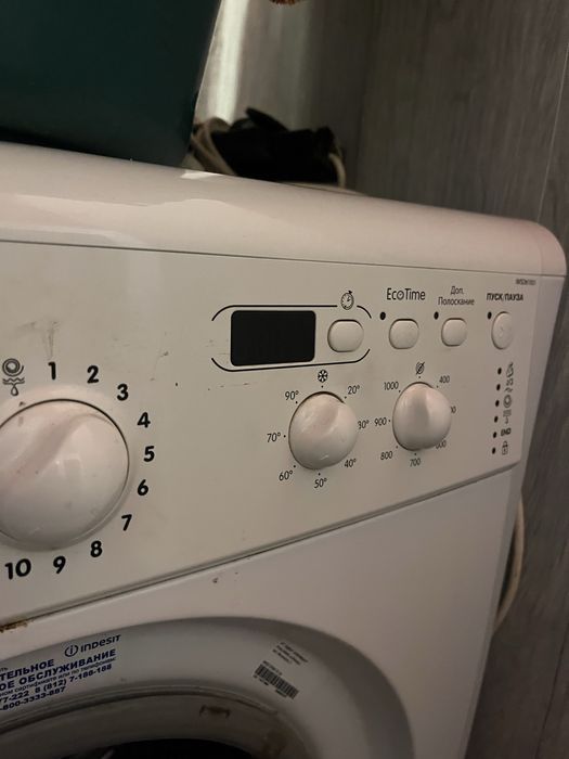 Стіральна машинка Indesit
