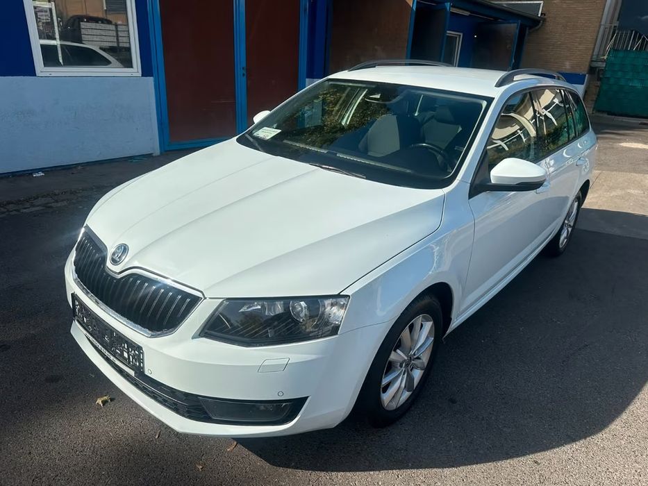 Scoda Octavia 2016..