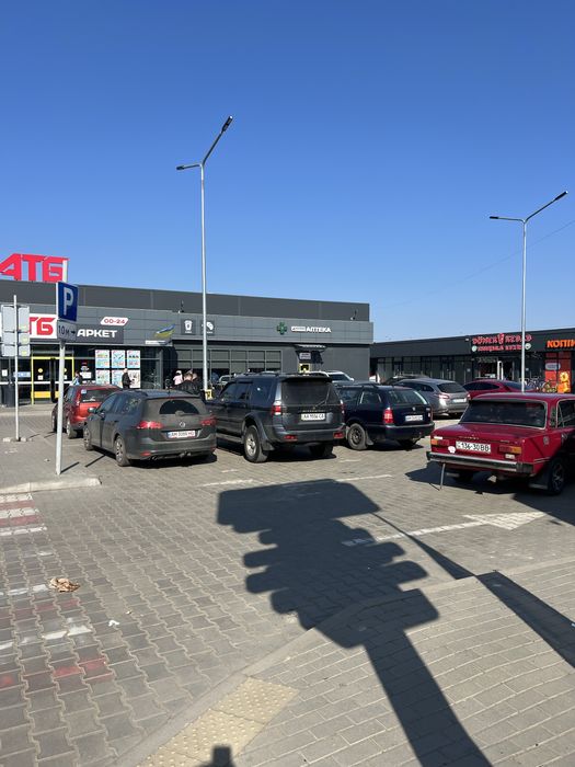 Супер торгове приміщення Черняхів поряд АТБ