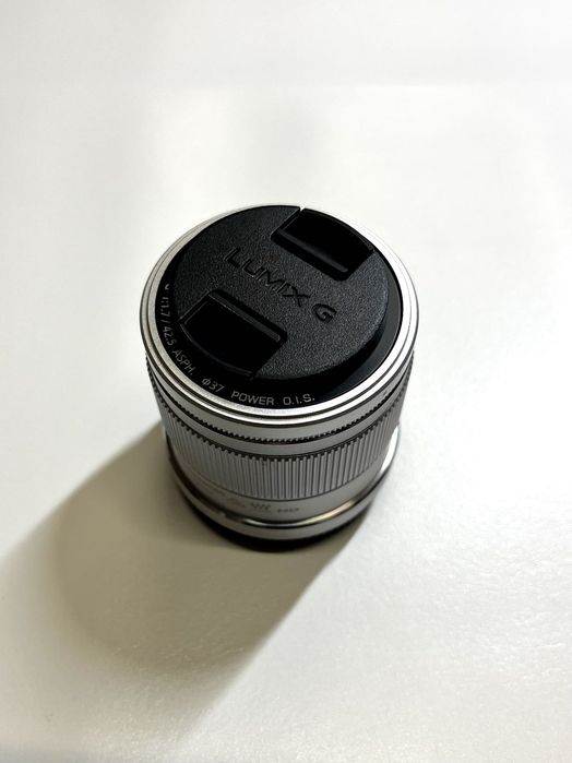 Panasonic Lumix G 42.5Mm F/1.7 Asph. Power O.I.S. Silver