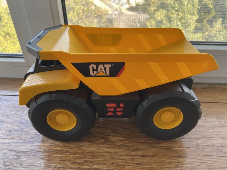 Машинка самосвал Cat