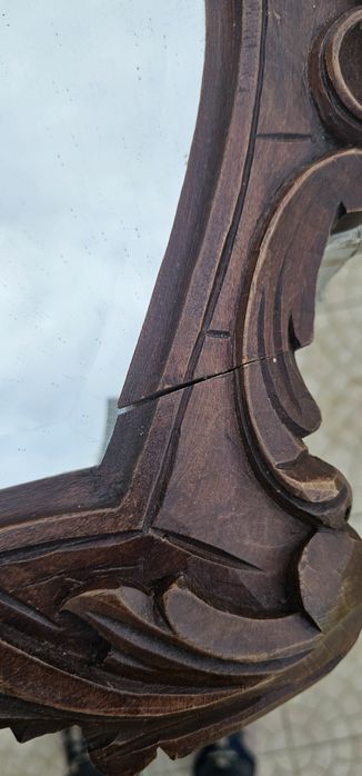 Espelho antigo em bom estado