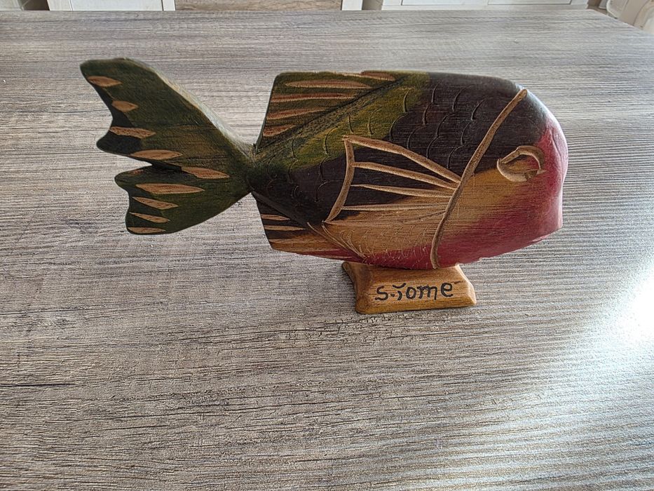 Figuras Áfricanas de Madeira