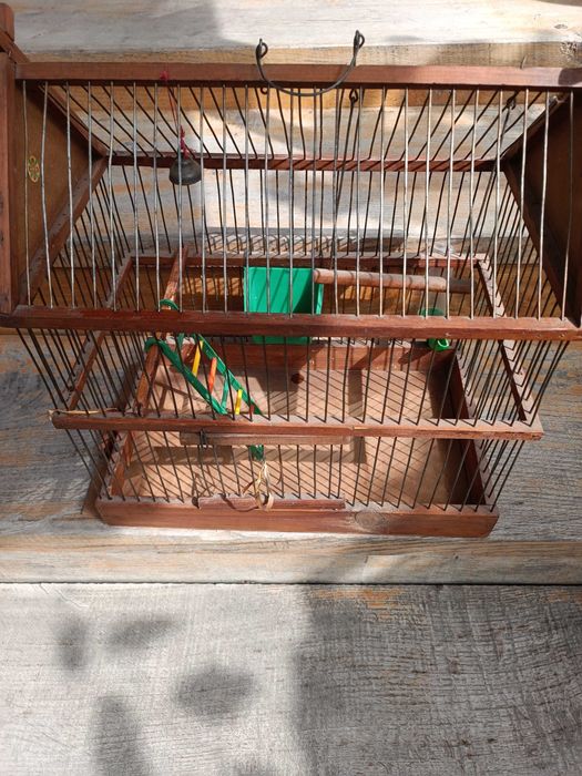 Клітка для птахів