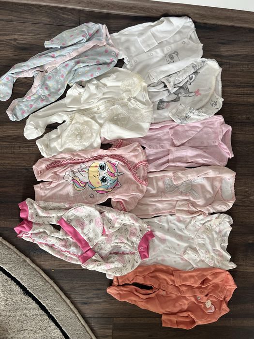 Одяг для дівчинки