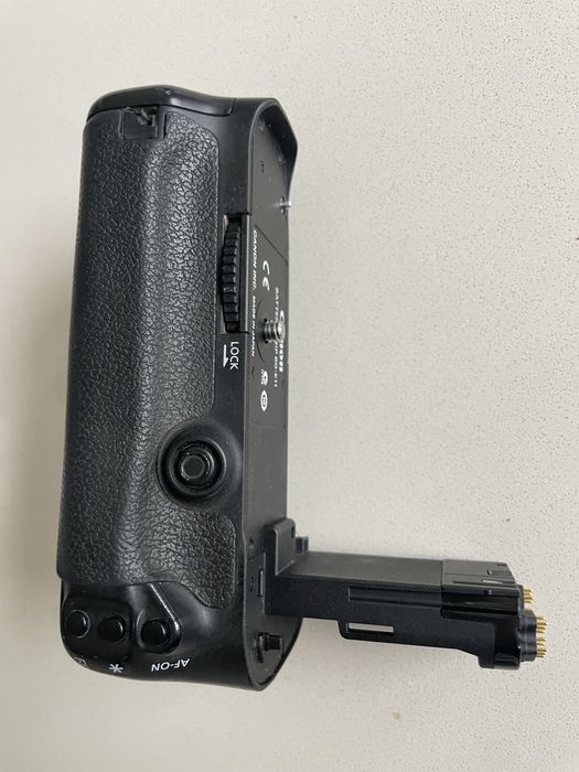 Grip Canon BG-E11