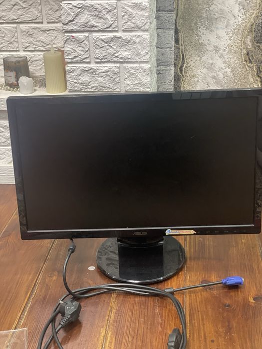 Монітор Asus 20 дюймів