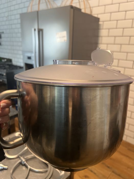 Batedeira ProfiCook KM1096 – 10L – Usada uma unica vez!