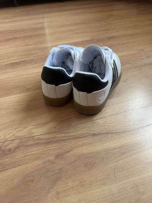 buty Sneakersy rozmiar 36