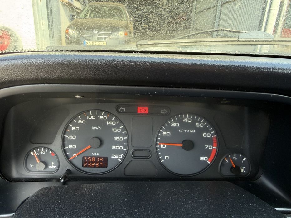 Peugeot 306 1.4i 75CV