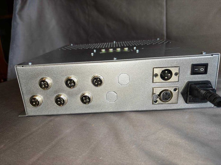 блок керування освітленням Wizard DriverBox Show Lighting Controller