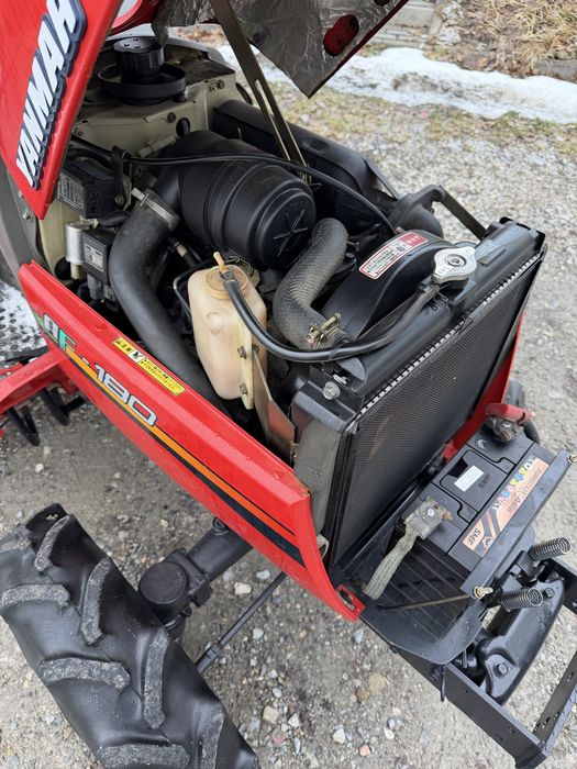 Yanmar AF 180 (traktor japoński, miniciągnik)