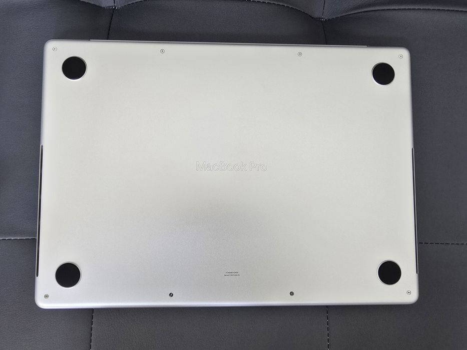 Ноутбук Apple MacBook Pro 14 M5 16/1Tb Silver