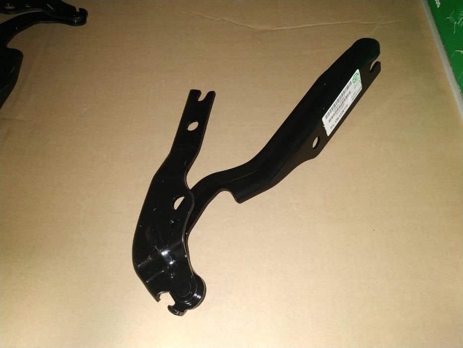 Петля капота Passat B7 / B8 / CC / Jetta
