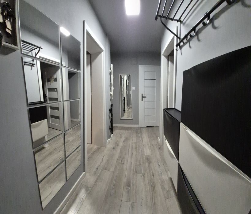 Mieszkanie  3 pokojowe 55 m² z klimatyzacją i loggią.