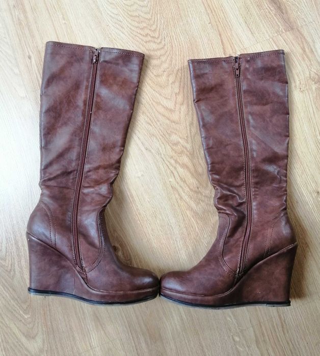 Skórzane brązowe kozaki na koturnie Graceland, rozmiar 39 / 25,5 cm