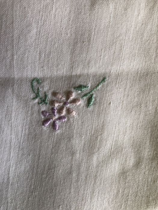 2 Conjuntos LENÇÓIS BRANCO C BORDADO + FRONHAS