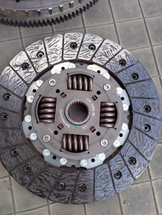 Продам навісне мерседес бенз спрінтер ом651 двигун