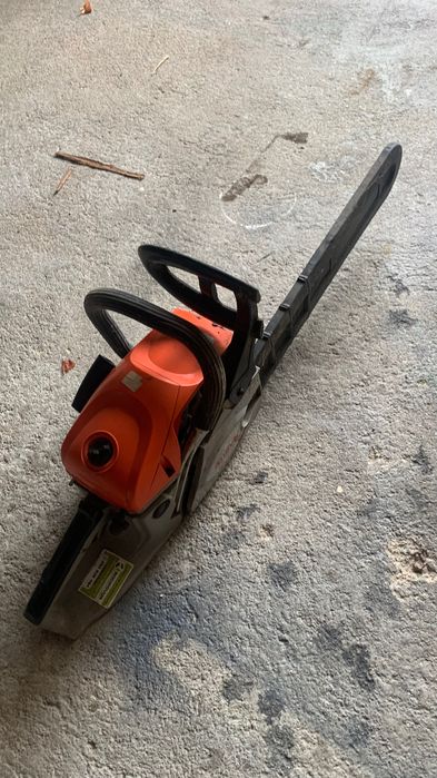 Motoserra usada para venda