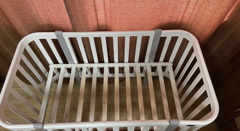 Дитяче ліжечко Angelo Magic з сірими вставками