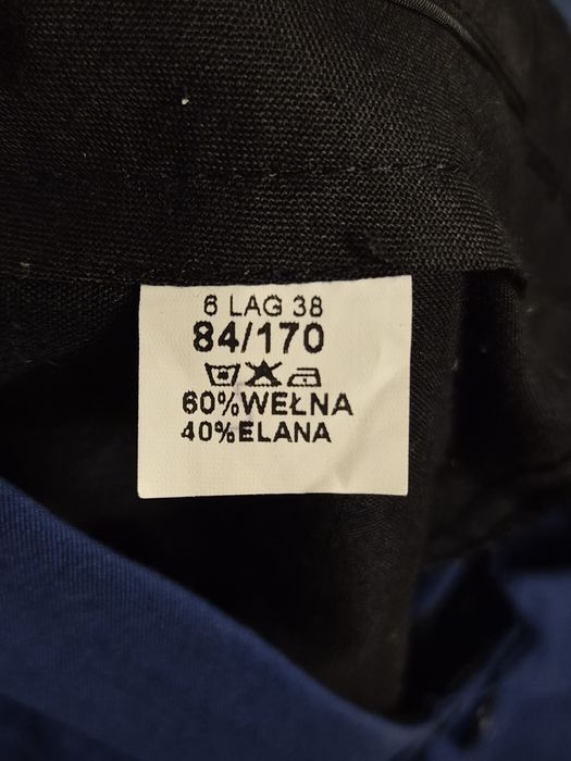 Garnitur wełniany Elese granatowy