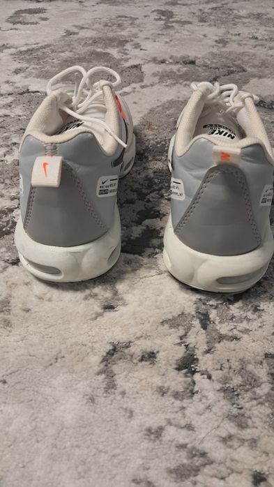 Кросівки Nike 40 розмір / 25 см