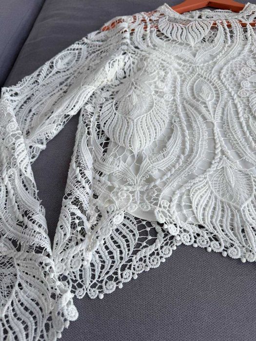 Блуза із мережива