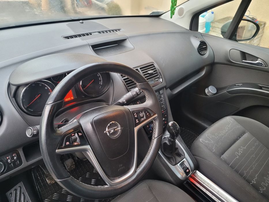 Opel Meriva 2014