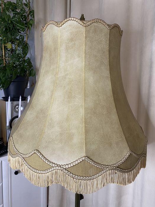 Sprzedam lampe stojąca miedzianą