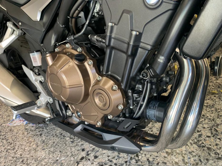 Honda CB 500 FA de 2021 com 543 Kms, Absolutamente "como Nova". Nacional com Revisōes Honda