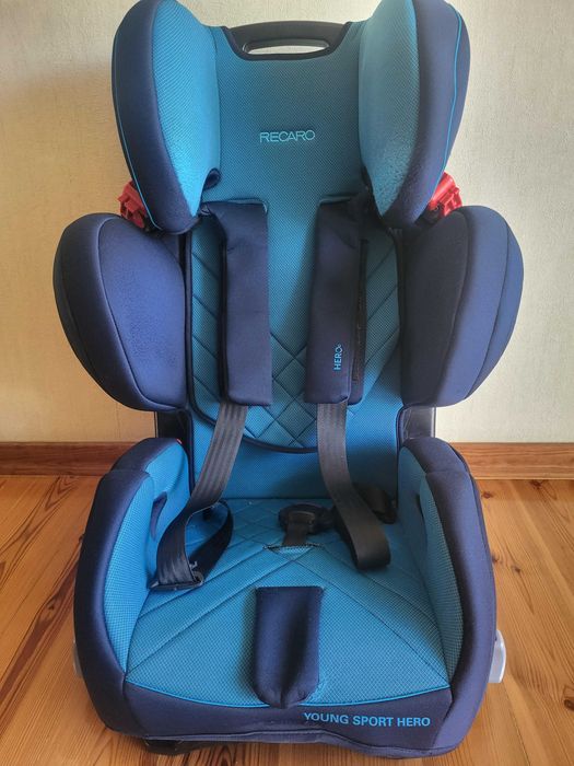 Fotelik Recaro Young Sport Hero 15 -36 kg