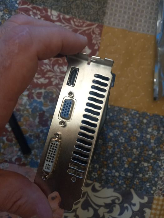 Продам відео карту AFOX GeForce GTX 750 Ti AF750Ti-4096D5H1