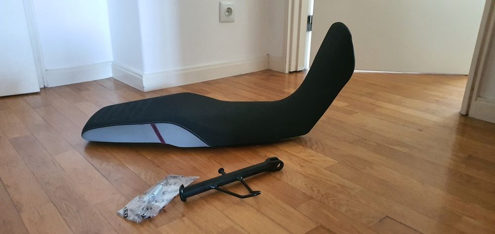 Vendo diverso  material para CFMOTO mt450