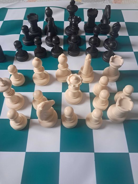 Jogos de tabuleiro XADREZ NOVOS