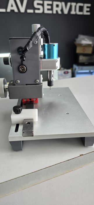 Станок для спалювання мікросхем на iphone