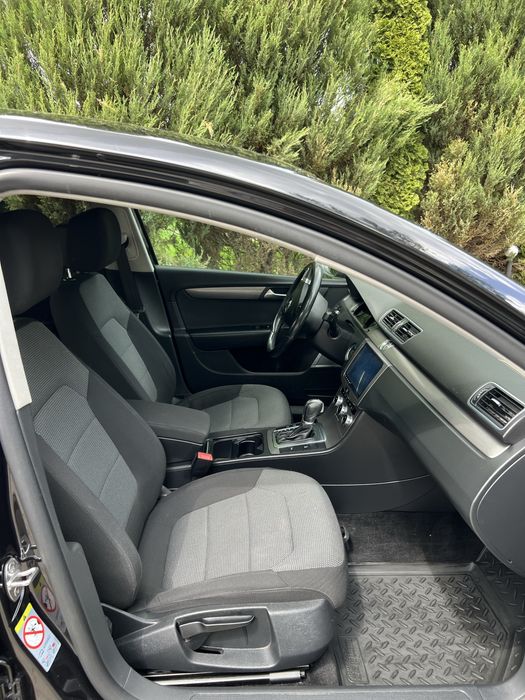Volkswagen Passat B7 2012 рік
