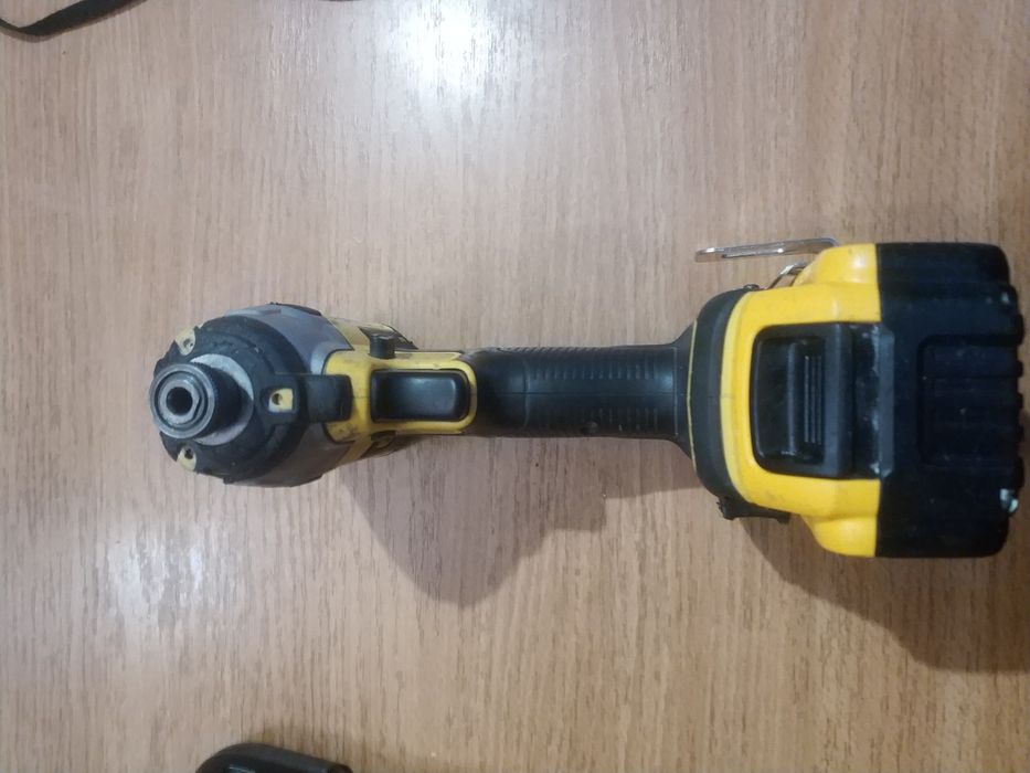 Шуруповерт DeWalt 65509