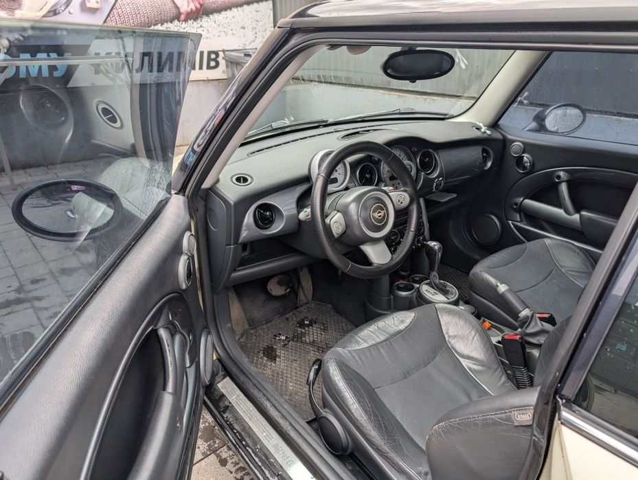 MINI Cooper 2004
