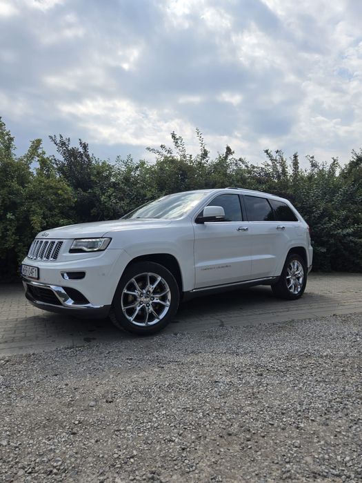 Jeep Grand Cherokee Summit