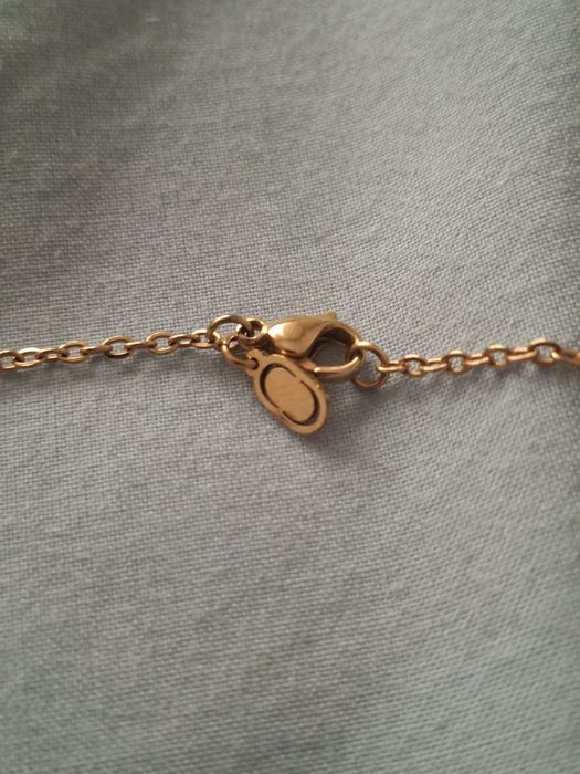 Colar e pendente de ouro 18k craftd london