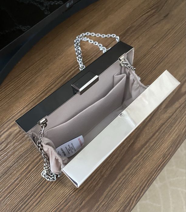 Сумка клатч срібляста /випускний/