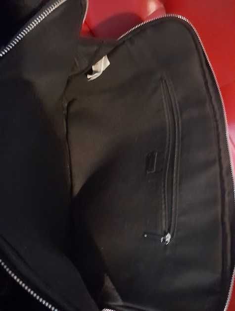 Mala preta portátil parfois