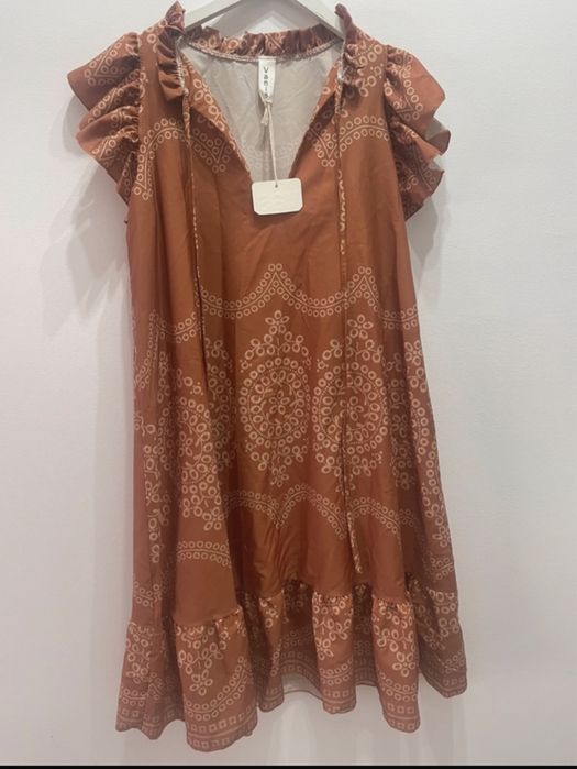 Vestido fluido novo