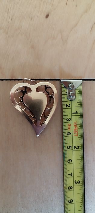 Золотые изделия 585 пробы