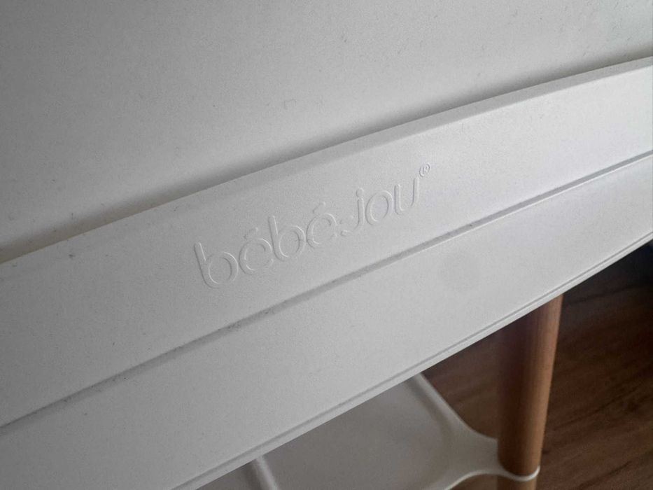 Vendo Banheira Bébé-Jou , modelo Sense Led